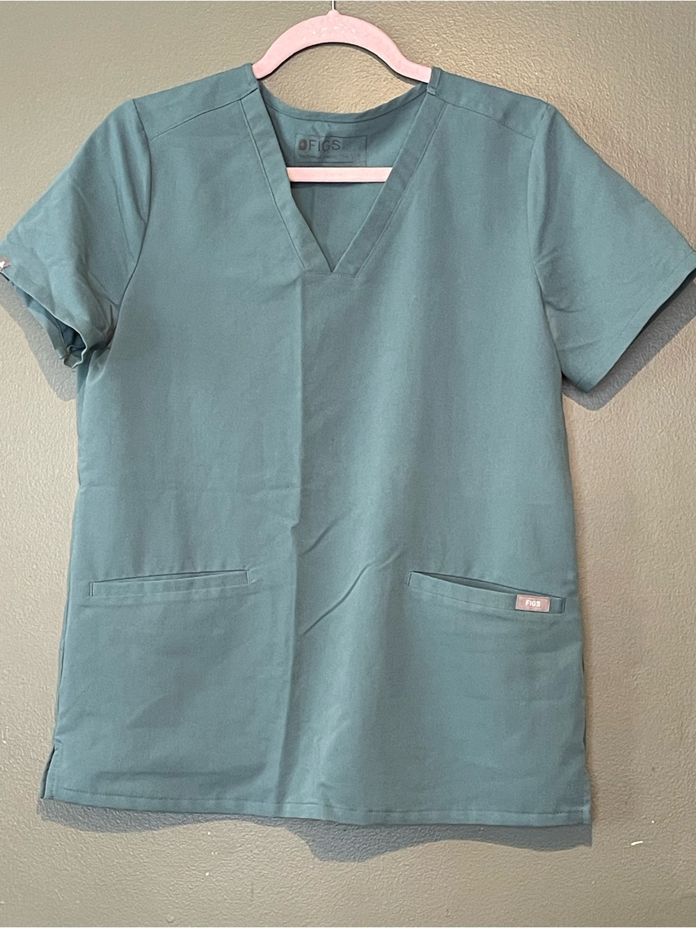Women’s Figs V-Neck Scrub Tops and Pants All Size XS and Small